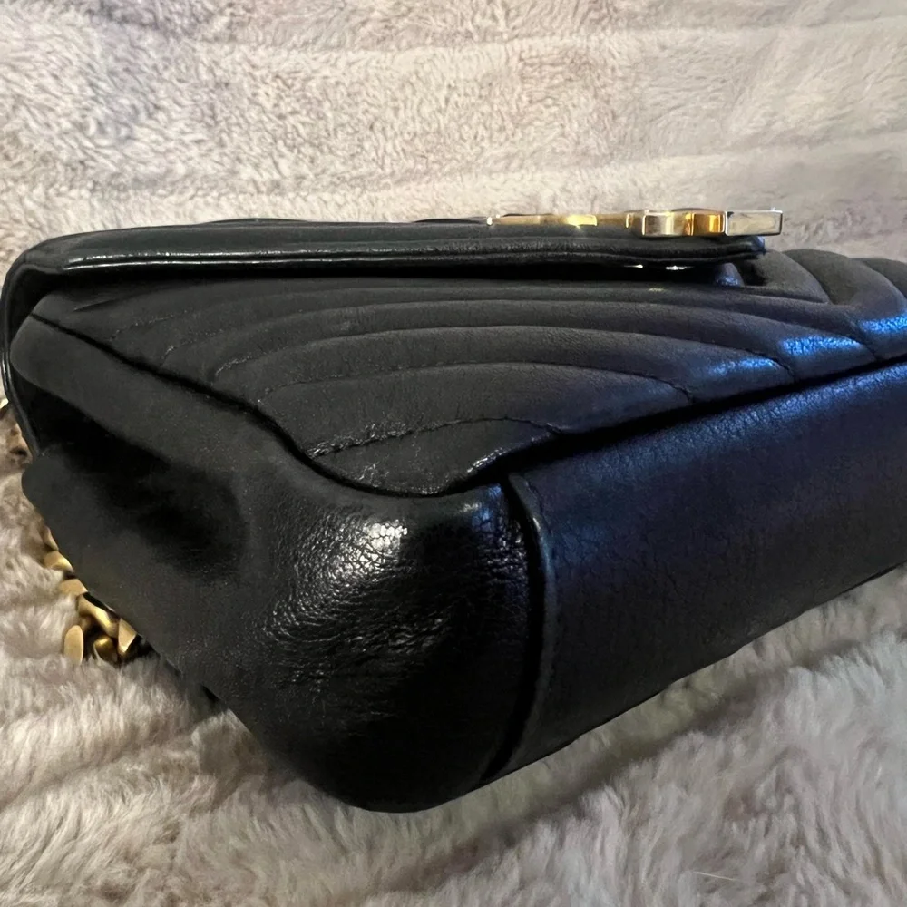 Saint Laurent Black Quilted Leather Shoulder Bag with Gold Hardware - Picture 4 of 15